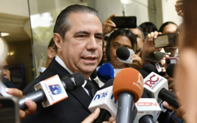 Javier acusa Gobierno PRM de haber hipotecado futuro de RD